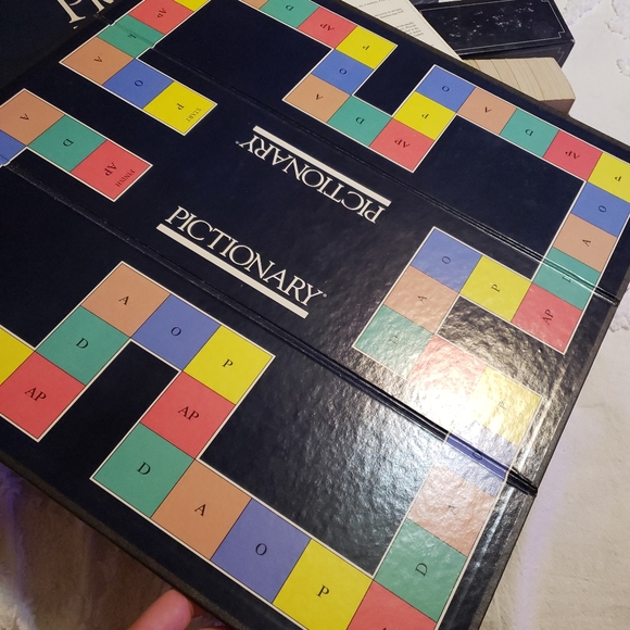 Pictionary First Edition- 1985 - Picture 7 of 9